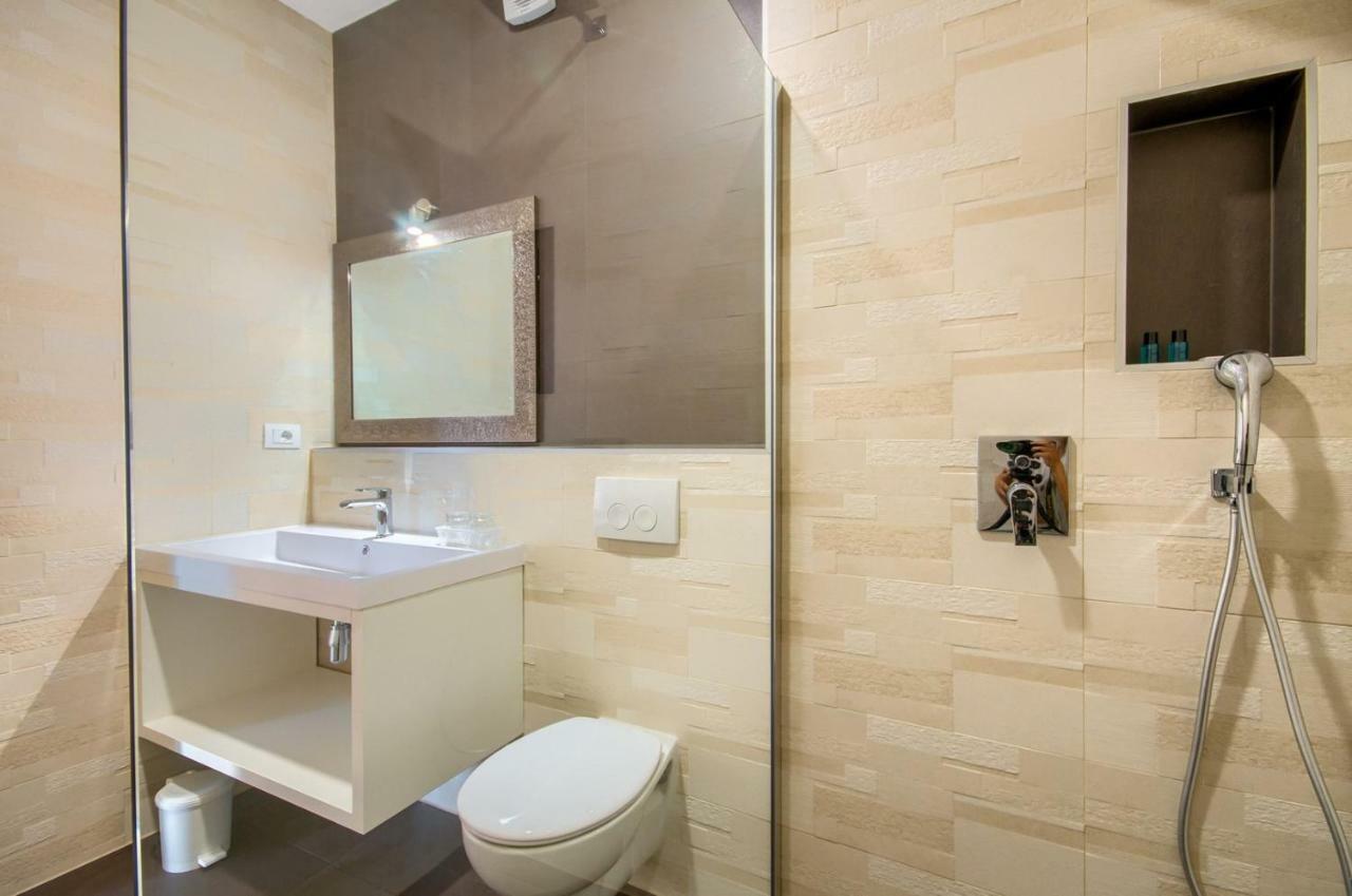 Rooms K&T Sea Side Luxury Pula Exterior foto