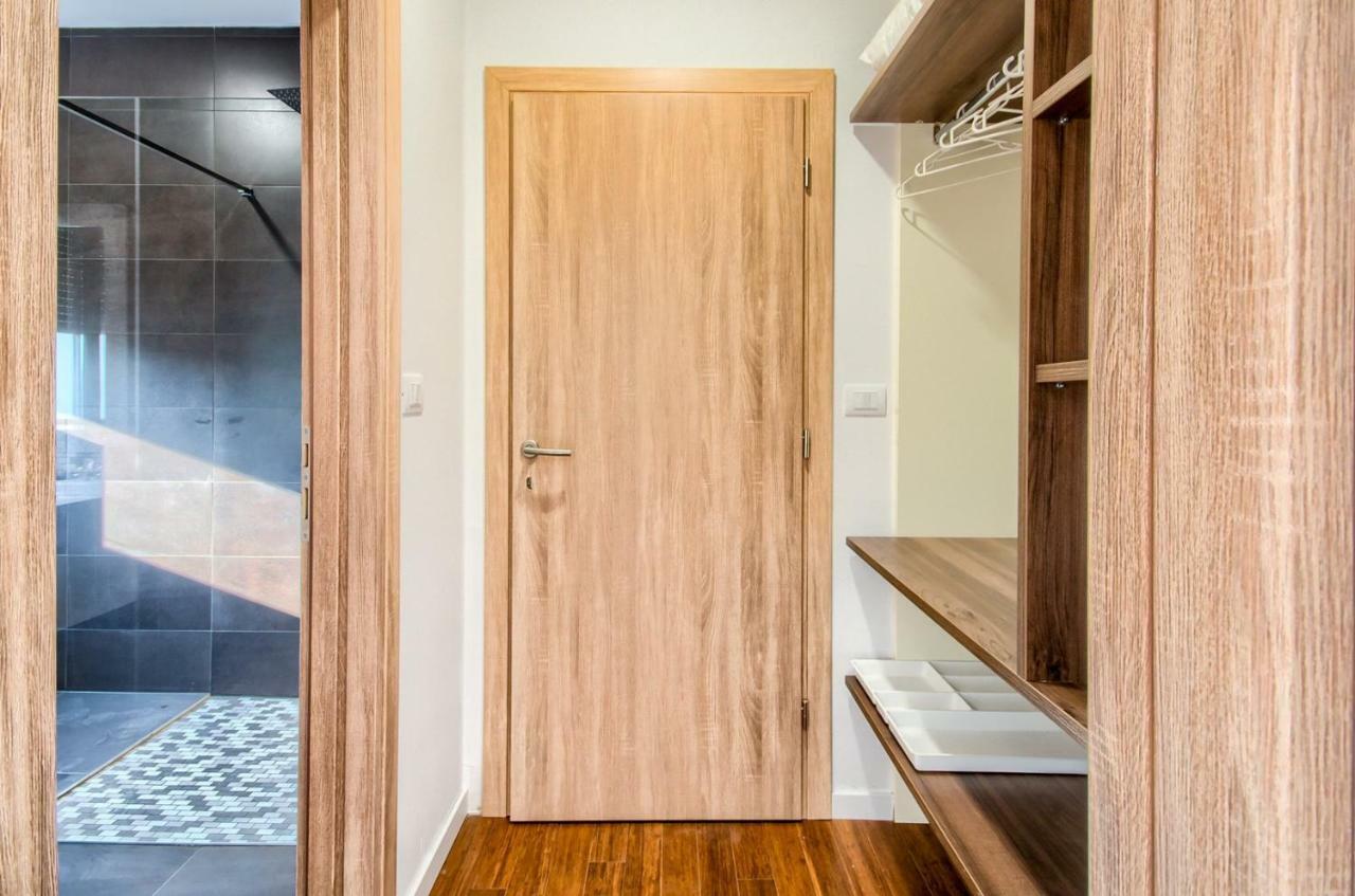 Rooms K&T Sea Side Luxury Pula Exterior foto
