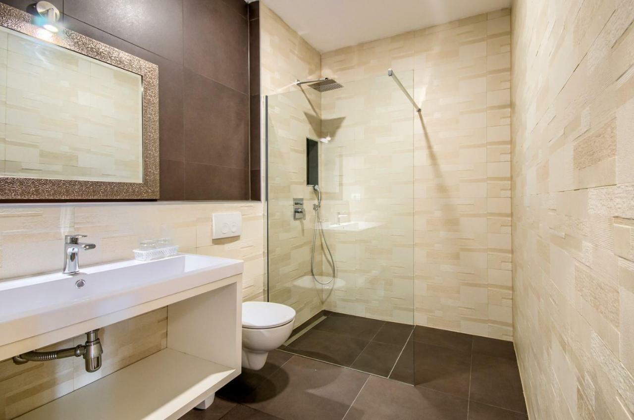 Rooms K&T Sea Side Luxury Pula Exterior foto