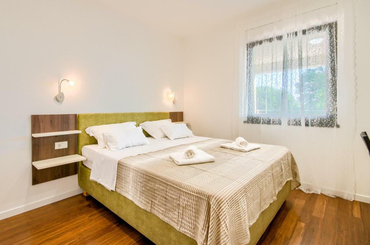 Rooms K&T Sea Side Luxury Pula Exterior foto