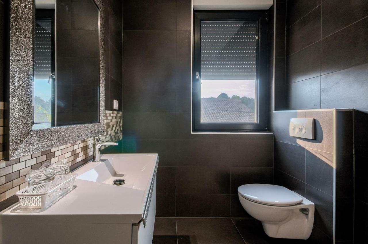 Rooms K&T Sea Side Luxury Pula Exterior foto