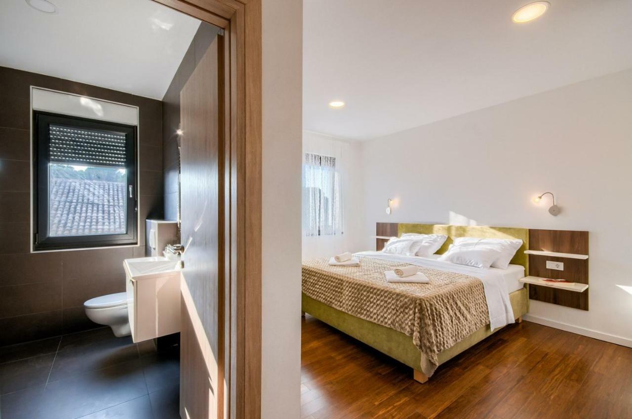 Rooms K&T Sea Side Luxury Pula Exterior foto